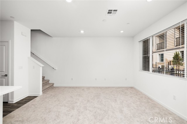 Detail Gallery Image 15 of 30 For 2753 E Amberley Privado, Ontario,  CA 91762 - 3 Beds | 2/1 Baths