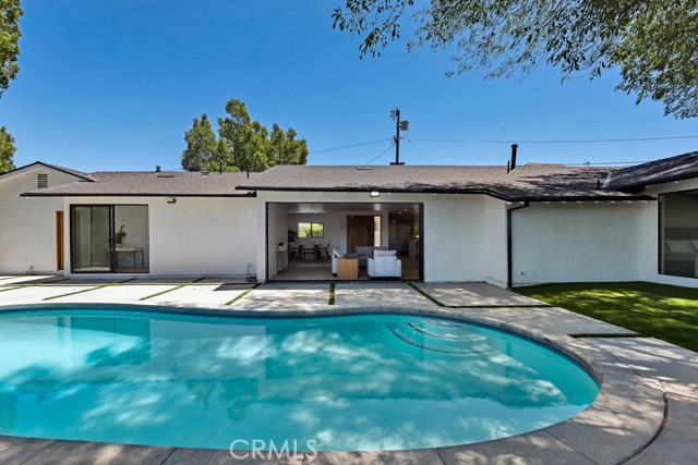 17072 Oak View Drive, Encino CA: https://media.crmls.org/medias/6a8a259c-6092-4d3d-82f0-bb2241396e4c.jpg