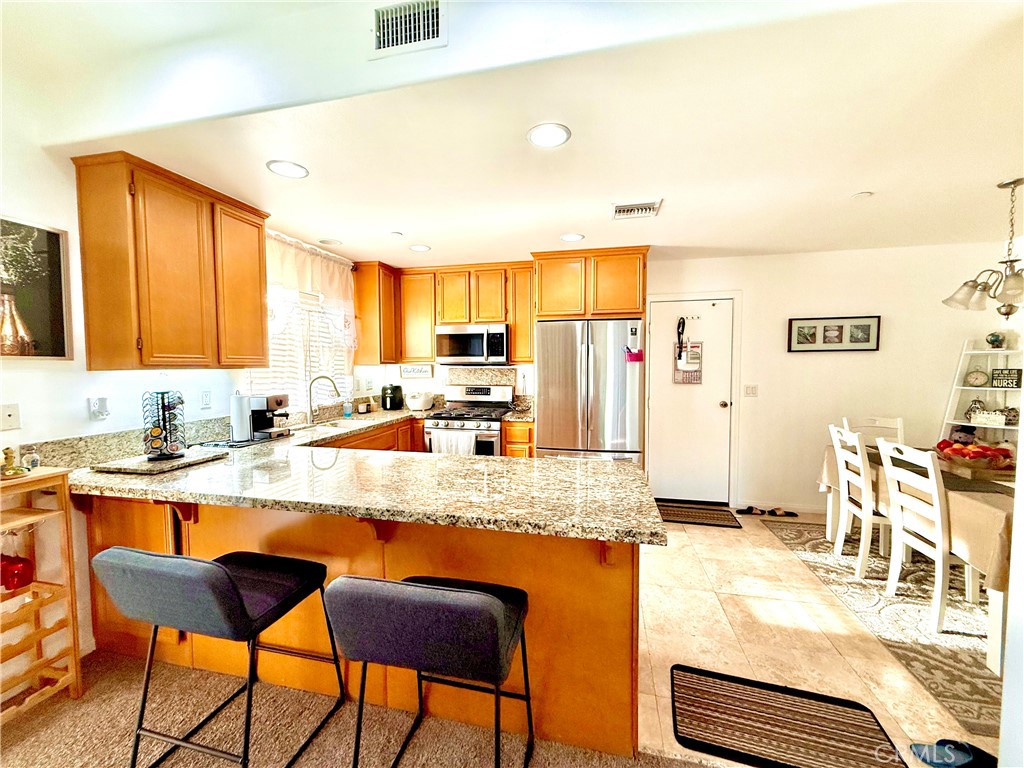 6a8a6272 2cec 4a54 A484 8f5b06f36565