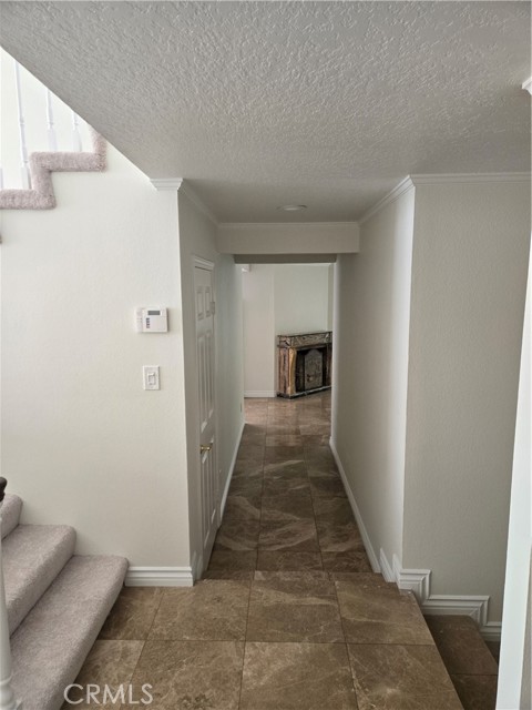 Detail Gallery Image 8 of 45 For 5704 Miguel Way, Long Beach,  CA 90814 - 5 Beds | 3 Baths