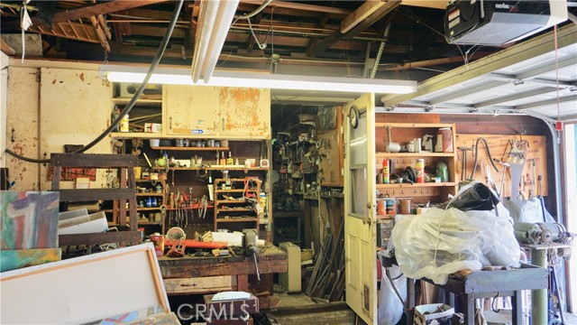 Detail Gallery Image 31 of 48 For 2213 N Valley St, Burbank,  CA 91505 - 3 Beds | 1 Baths