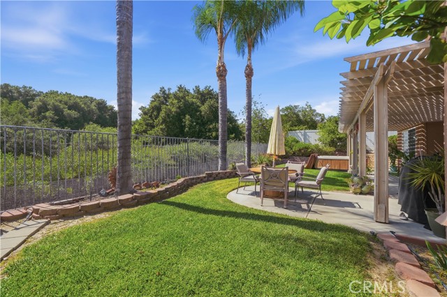 Detail Gallery Image 30 of 37 For 23553 Bending Oak Ct, Murrieta,  CA 92562 - 4 Beds | 2/1 Baths