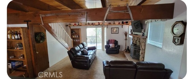 Detail Gallery Image 3 of 10 For 33076 Robin Ln, Running Springs,  CA 92308 - 2 Beds | 1 Baths