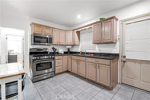 Detail Gallery Image 5 of 33 For 13722 Placid, Whittier,  CA 90605 - 3 Beds | 1 Baths