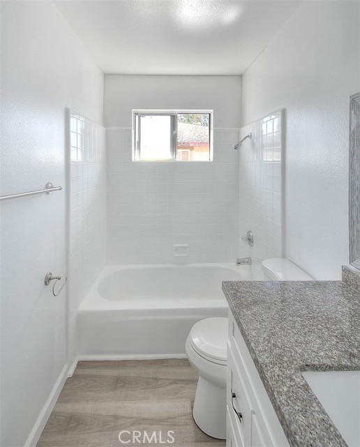 Detail Gallery Image 30 of 41 For 1104 S Mantle Ln 28d,  Santa Ana,  CA 92705 - 2 Beds | 1 Baths