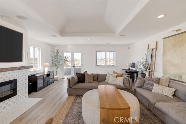 1722 Harper Avenue, Redondo Beach CA: https://media.crmls.org/medias/6a8d36d1-e97f-4fc6-9ebd-81d6438e6d4b.jpg