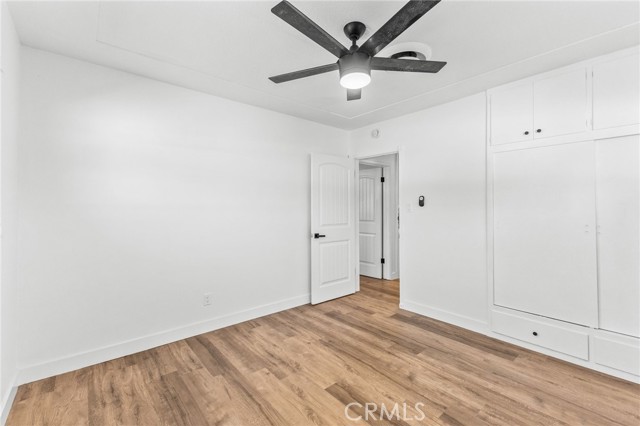 325 Echo Court, San Bernardino CA: https://media.crmls.org/medias/6a8d4a8b-a947-4cca-8839-7ba768e3bfca.jpg