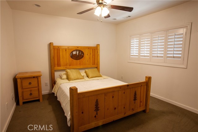 2359 Avian Way, Running Springs CA: https://media.crmls.org/medias/6a8dc0b5-5791-4ae4-b27c-e99487bcc6a2.jpg