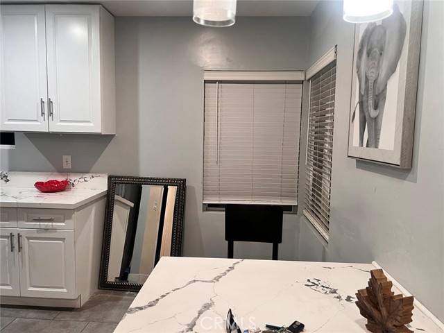 Detail Gallery Image 8 of 22 For 1205 W 57th, Los Angeles,  CA 90037 - 3 Beds | 2 Baths