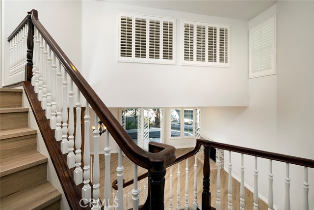 Detail Gallery Image 16 of 18 For 154 Woodburne, Newport Beach,  CA 92660 - 3 Beds | 3 Baths