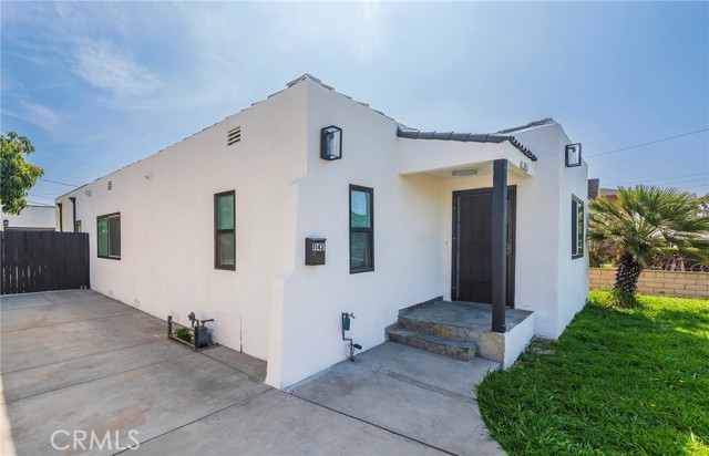 11431 Lee Lane, El Monte CA: https://media.crmls.org/medias/6a907ae9-430d-4113-8b7a-43e87243db92.jpg
