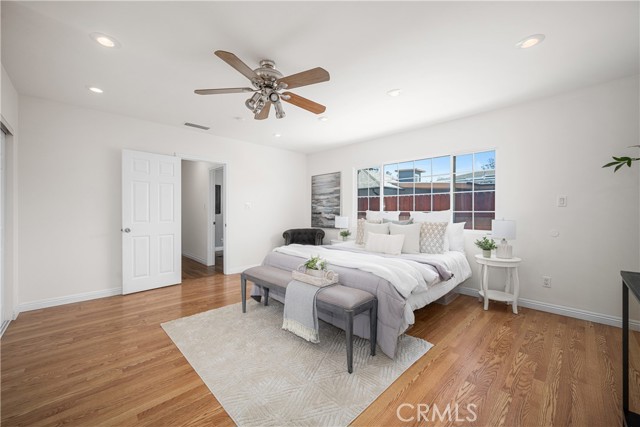 Detail Gallery Image 23 of 55 For 5530 E Mezzanine Way, Long Beach,  CA 90808 - 4 Beds | 3/1 Baths