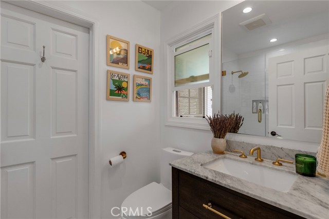 Detail Gallery Image 9 of 20 For 23936 Nomar, Woodland Hills,  CA 91367 - 3 Beds | 2 Baths