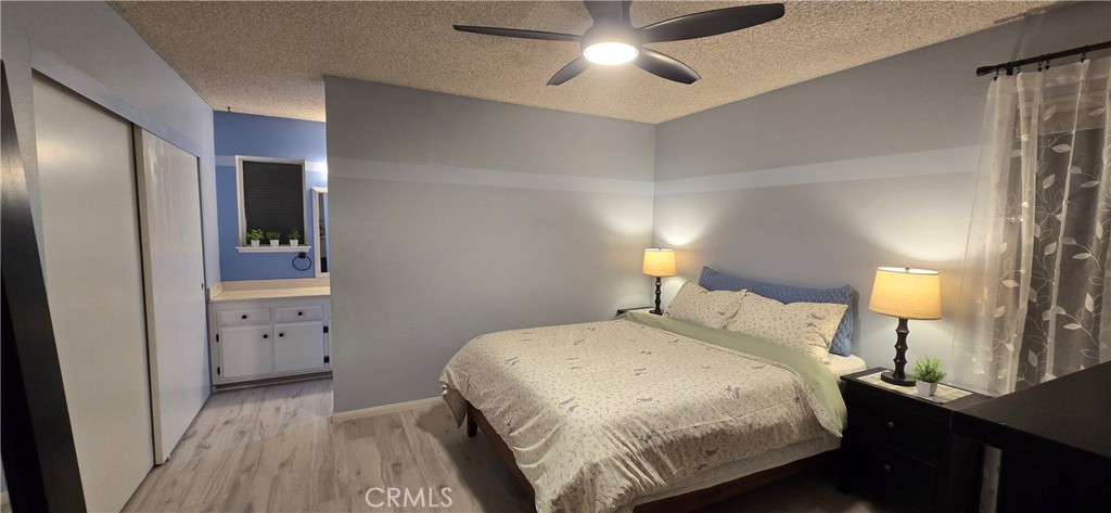 https://media.crmls.org/medias/6a94a4b0-1f7b-4b6f-bc86-ba0c9ef8f8c8.jpg?preset=X-Large