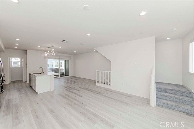 Detail Gallery Image 10 of 52 For 11005 Skyglow Dr, Rancho Cucamonga,  CA 91730 - 3 Beds | 2/2 Baths