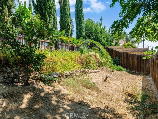 104 W Mariposa Street, Avenal CA: https://media.crmls.org/medias/6a964ba6-8074-4ef0-8535-c5ba9a3d095b.jpg