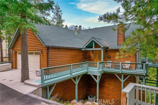 Detail Gallery Image 3 of 56 For 27391 Cottonwood Ln, Lake Arrowhead,  CA 92317 - 4 Beds | 3/1 Baths