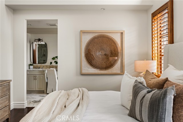 Detail Gallery Image 18 of 40 For 604 1/2 Marigold Ave #B,  Corona Del Mar,  CA 92625 - 3 Beds | 3 Baths