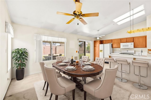 2755 Cambridge Avenue, Hemet CA: https://media.crmls.org/medias/6a96fae5-b4e9-40c6-94f5-2f75530d1e2d.jpg