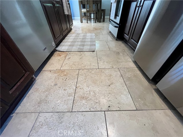 Kitchen flooring Title