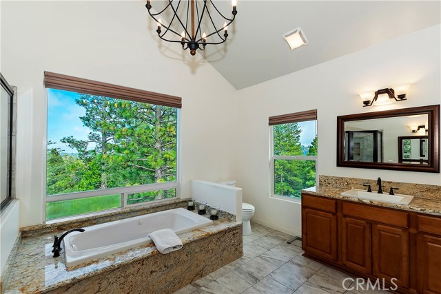 Detail Gallery Image 29 of 62 For 26300 Spyglass Dr, Lake Arrowhead,  CA 92352 - 3 Beds | 3/1 Baths