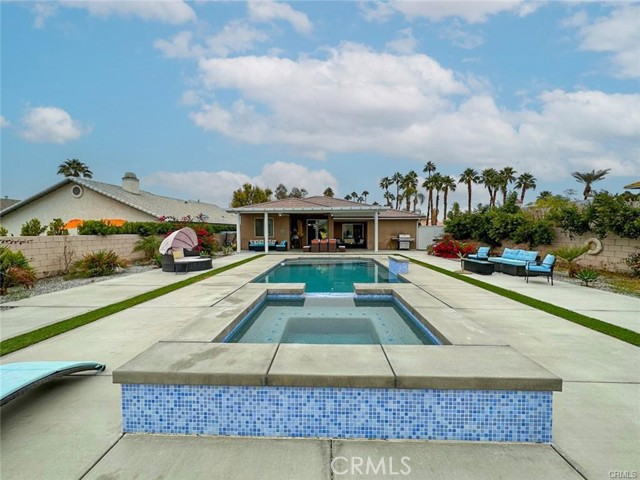 Front Image Thumbnail for CRBB26068319