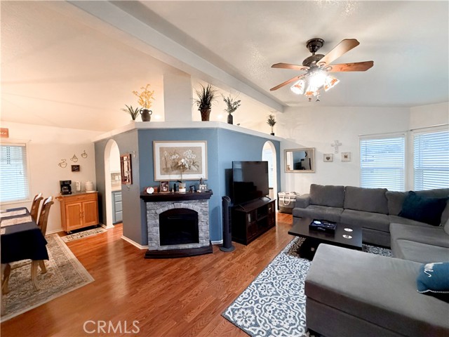 Detail Gallery Image 9 of 23 For 15111 Pipeline Ave #282,  Chino Hills,  CA 91709 - 3 Beds | 2 Baths