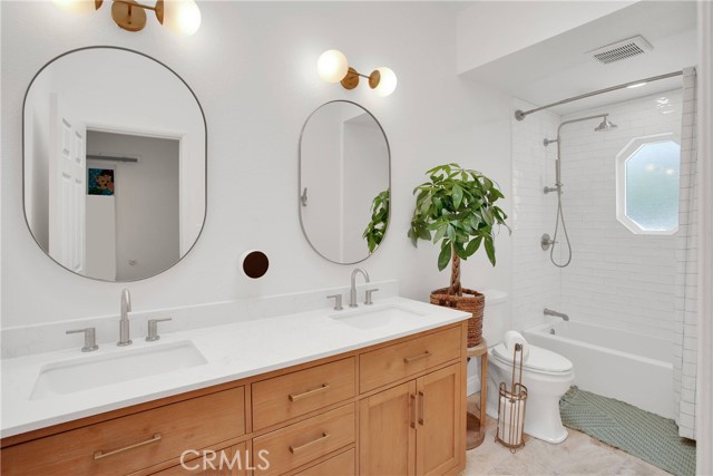 12450 Indian River Drive, Apple Valley CA: https://media.crmls.org/medias/6a993990-a208-4403-a87f-e781d849ae62.jpg