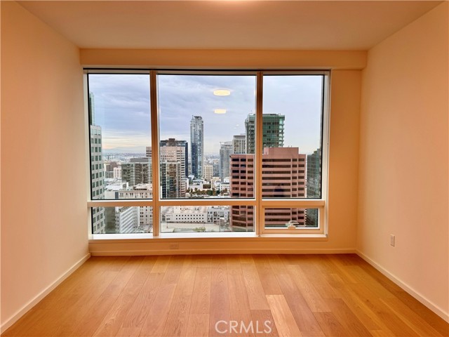 Detail Gallery Image 2 of 12 For 877 Francisco #3007,  Los Angeles,  CA 90017 - 1 Beds | 1 Baths