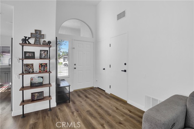 Detail Gallery Image 9 of 56 For 1611 Arenas Ln, San Jacinto,  CA 92583 - 3 Beds | 2 Baths