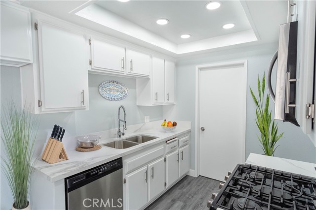 Detail Gallery Image 2 of 39 For 6473 Horse Shoe Ln #6,  Yorba Linda,  CA 92886 - 3 Beds | 2/1 Baths