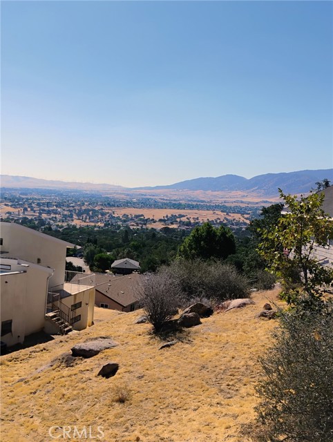 21704 Quail Springs Road, Tehachapi CA: https://media.crmls.org/medias/6a9a0173-2a14-4fe0-9d46-e81b3c529996.jpg