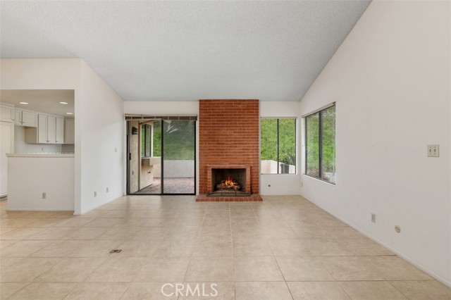 Detail Gallery Image 8 of 46 For 12855 via Moura, San Diego,  CA 92128 - 2 Beds | 2 Baths