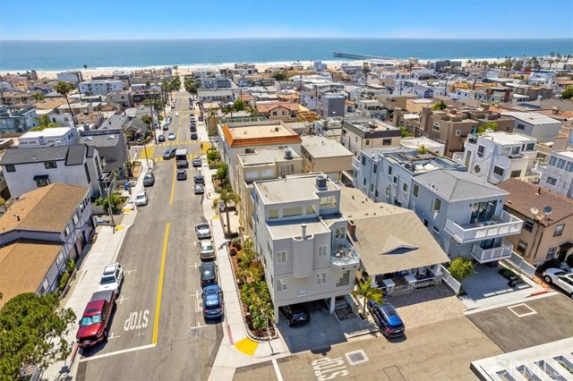 803 Loma Drive, Hermosa Beach, California 90254, 3 Bedrooms Bedrooms, ,3 BathroomsBathrooms,Residential,Sold,Loma,SB22126820