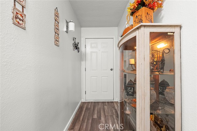 1171 Peach Street, Corning CA: https://media.crmls.org/medias/6a9b6c3d-738b-484d-a463-50ff63960377.jpg