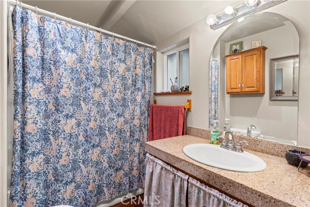 Detail Gallery Image 14 of 26 For 529 Pyramid Dr, Crestline,  CA 92325 - 2 Beds | 1 Baths