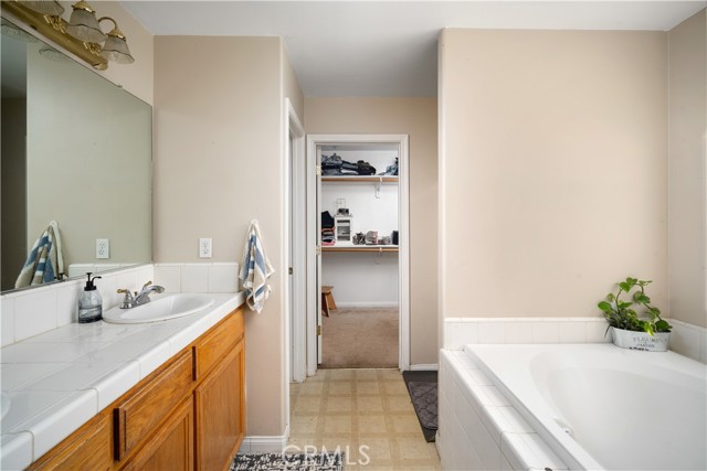 Detail Gallery Image 13 of 20 For 5731 Judd St, Bakersfield,  CA 93314 - 3 Beds | 2 Baths