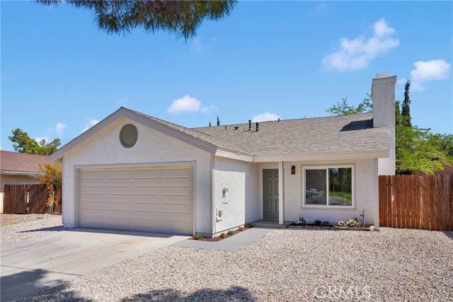 14463 Birchwood Drive, Hesperia CA: https://media.crmls.org/medias/6a9d3778-8ec5-447c-b368-04a1c5c519ff.jpg