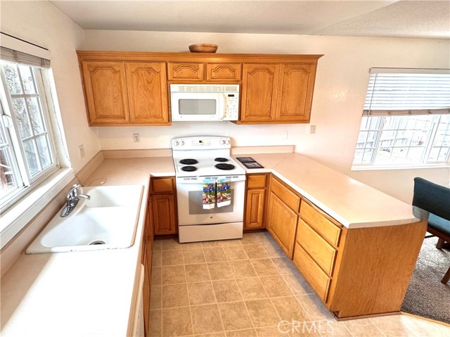 Detail Gallery Image 4 of 11 For 1340 Marie Ct, Santa Maria,  CA 93454 - 3 Beds | 2 Baths