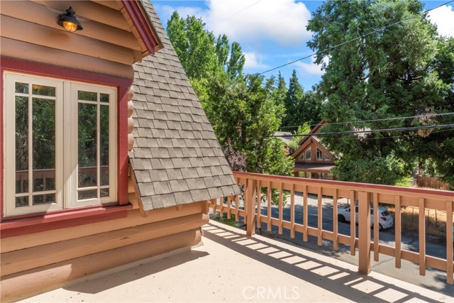 Detail Gallery Image 32 of 49 For 352 Maple Dr, Lake Arrowhead,  CA 92352 - 4 Beds | 2 Baths