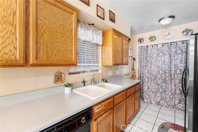 Detail Gallery Image 12 of 32 For 180 N De Lay Ave, Covina,  CA 91723 - 4 Beds | 2 Baths