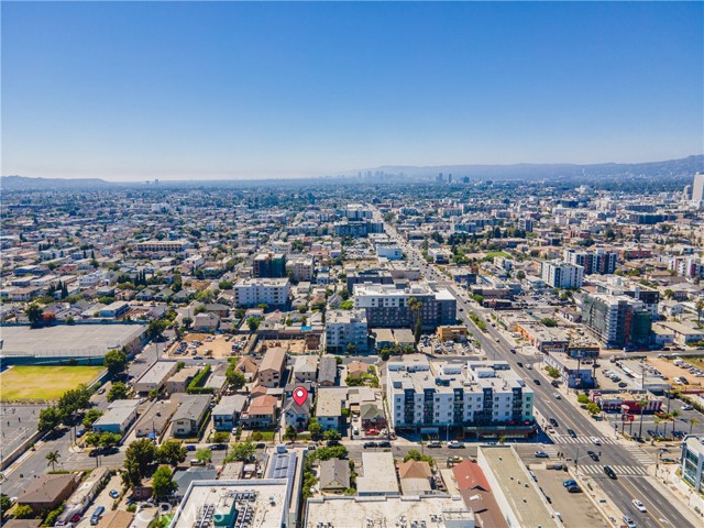 Detail Gallery Image 43 of 44 For 1035 S Catalina St, Los Angeles,  CA 90006 - – Beds | – Baths