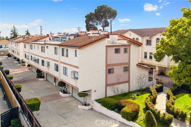 Detail Gallery Image 2 of 14 For 1006 Arcadia Ave #D,  Arcadia,  CA 91007 - 2 Beds | 3 Baths