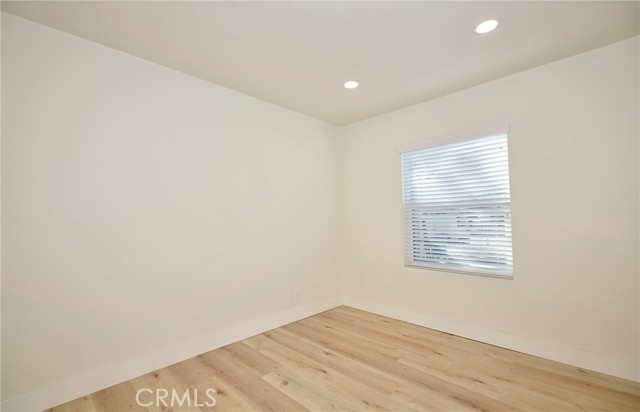 6001 De La Vista, Jurupa Valley CA: https://media.crmls.org/medias/6a9f9db8-9d6b-4d2d-83ed-b8296588a1bc.jpg