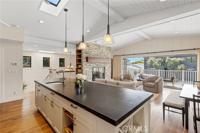 Detail Gallery Image 16 of 54 For 521 24th Pl, Hermosa Beach,  CA 90254 - – Beds | – Baths