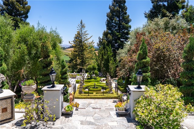 5405 Vineyard Drive, Paso Robles CA: https://media.crmls.org/medias/6aa03b47-2058-4582-a8e7-aa9a1c352bde.jpg