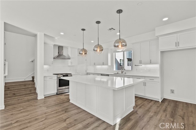 Detail Gallery Image 35 of 56 For 19542 Empire Ln, Northridge,  CA 91324 - 4 Beds | 4 Baths