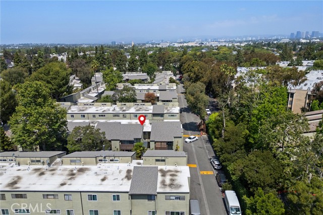 4822 Hollow Corner Road, Culver City CA: https://media.crmls.org/medias/6aa0967b-cad2-488b-8ca9-0aa4f87e9fde.jpg