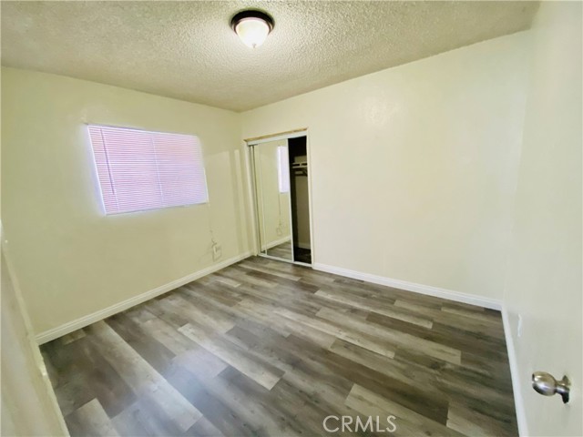 151 W Imperial, Los Angeles CA: https://media.crmls.org/medias/6aa09bab-6599-4789-8752-57753b1d2487.jpg