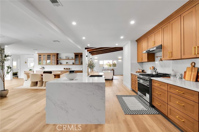 Detail Gallery Image 18 of 67 For 8459 La Vela, Whittier,  CA 90605 - 5 Beds | 4/1 Baths